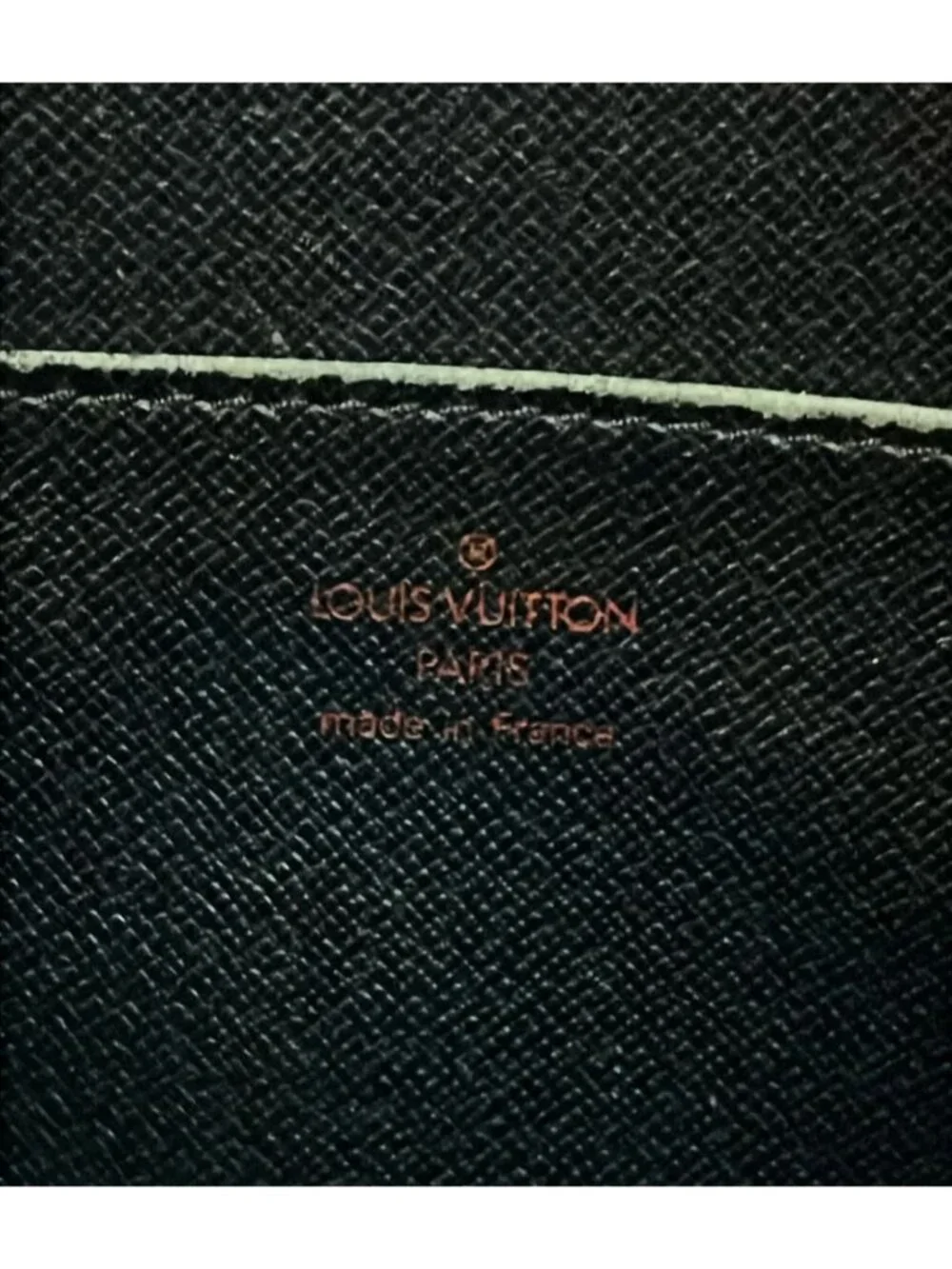Louis Vuitton Clutch Epi Omu LadyLouis - Picture 6 of 9